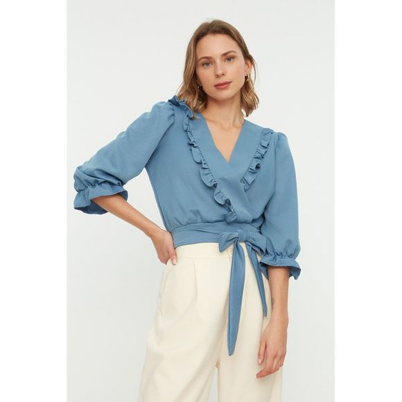 NWT Trendyol Women Fitted Cache-coeur Woven Blouse - Picture 1 of 8